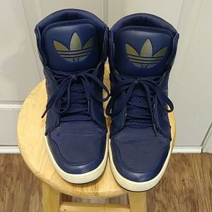 Adidas AR Sneakers